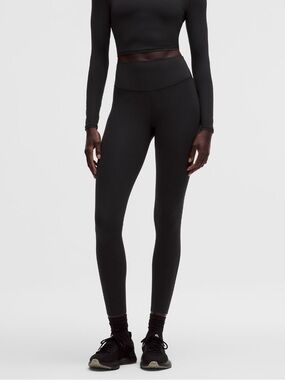 NWT Lululemon Unrestricted Power HR Tight 25”